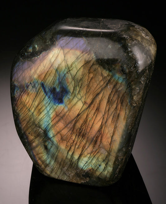 Freeform Labradorite Stand Up