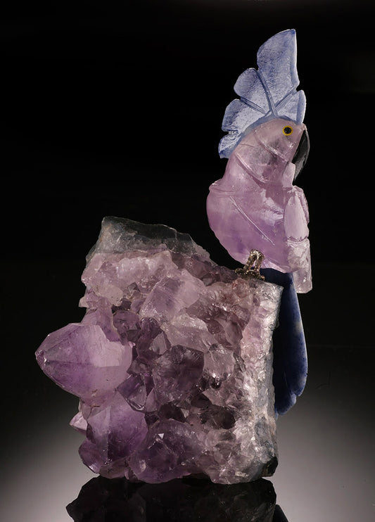 Amethyst Cockatoo Carving