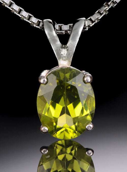 6x8mm Peridot Gemstone Pendant w/ 18" chain