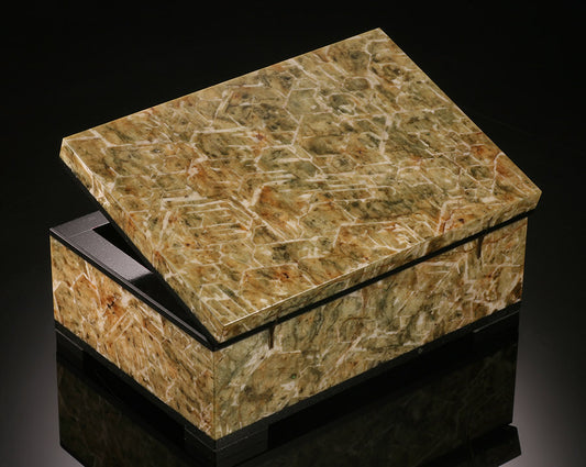 Beryl Hinged Gem Box