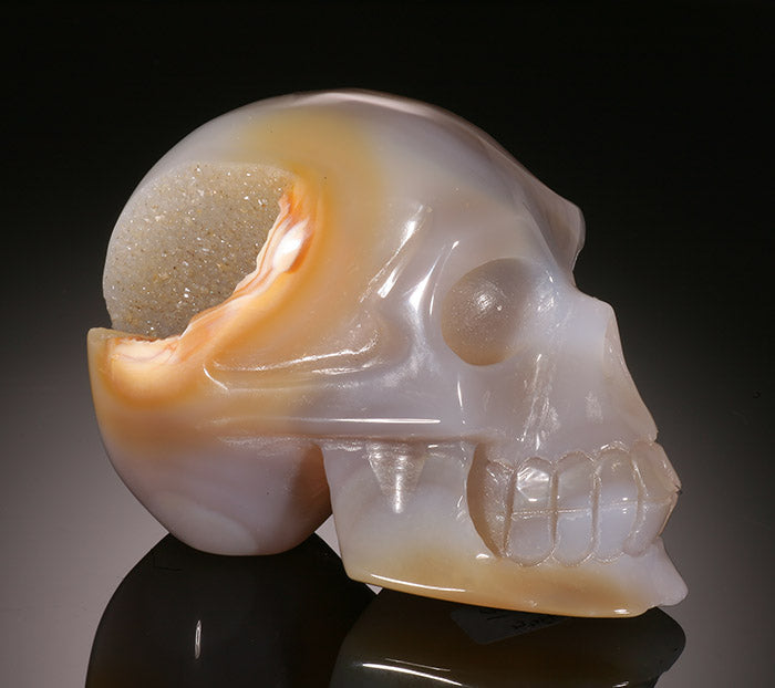 Agate Skull Carving