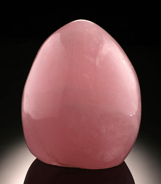 Base-cut Rose Quartz, Madagascar