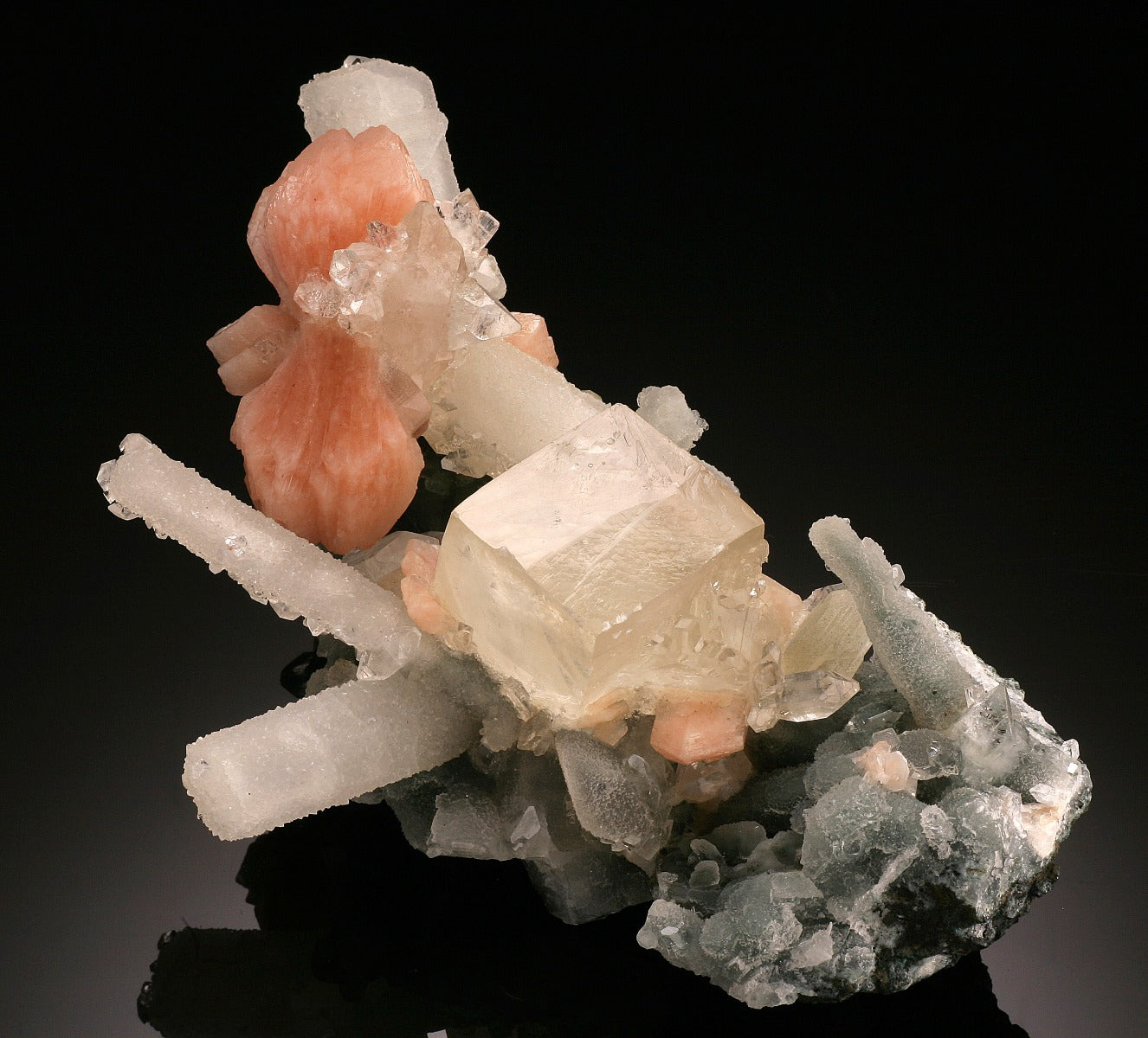 Apophyllite / Stilbite / Calcite (with stand)