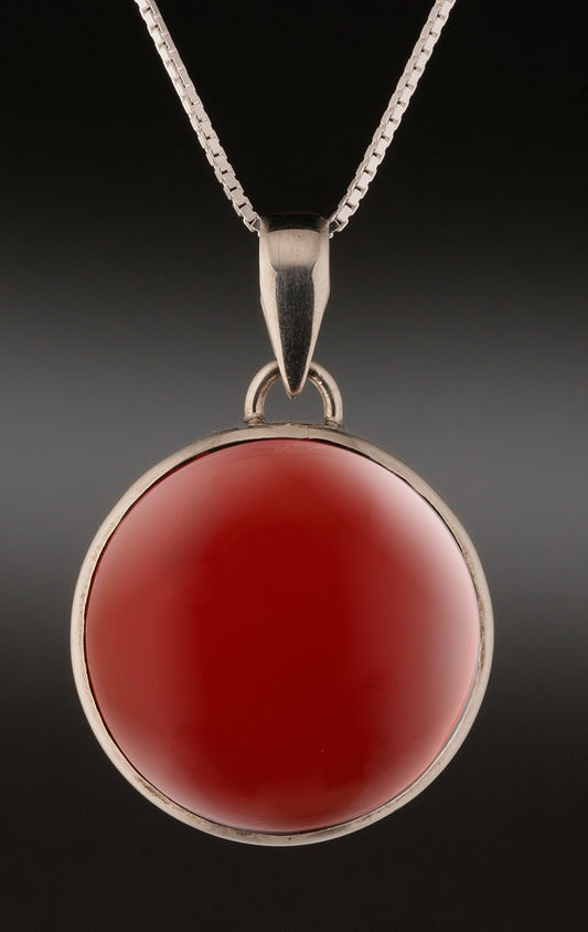 Carnelian Round Pendant (with chain)