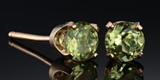4mm Peridot Stud Earrings in 14k