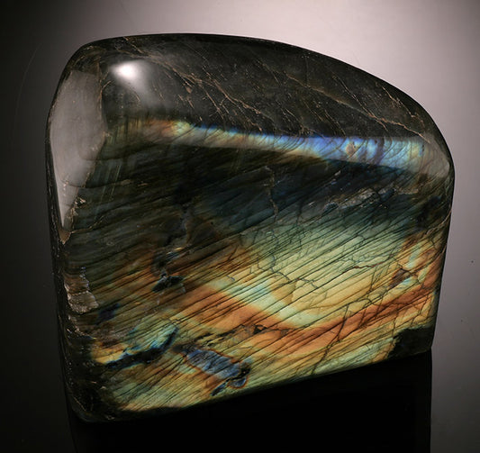 Labradorite Stand-Up