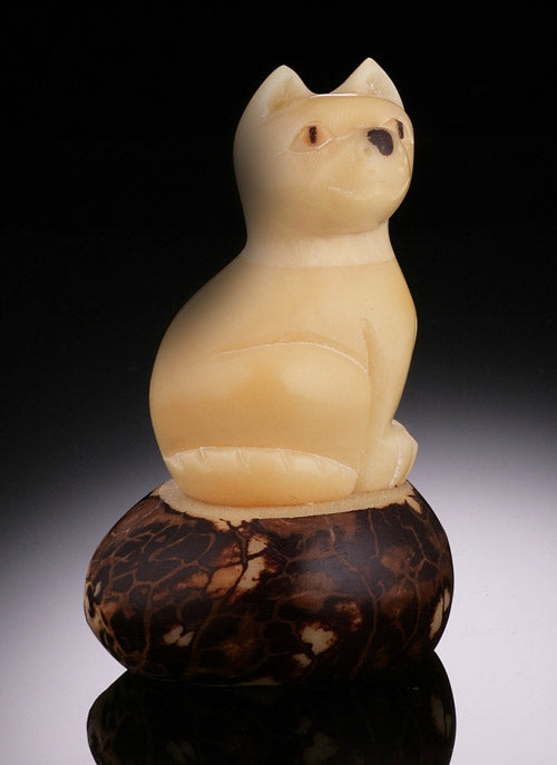 Cat carved in Tagua Nut