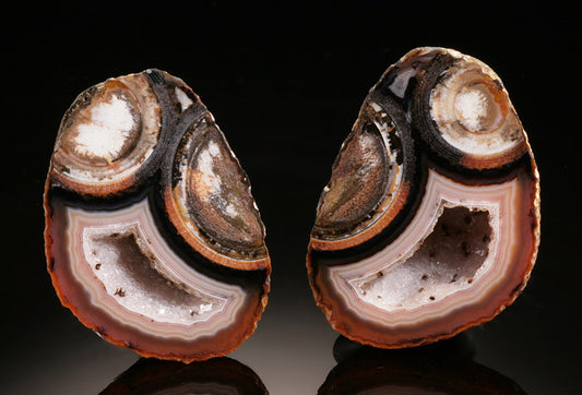 Fighting Blood Agate, China
